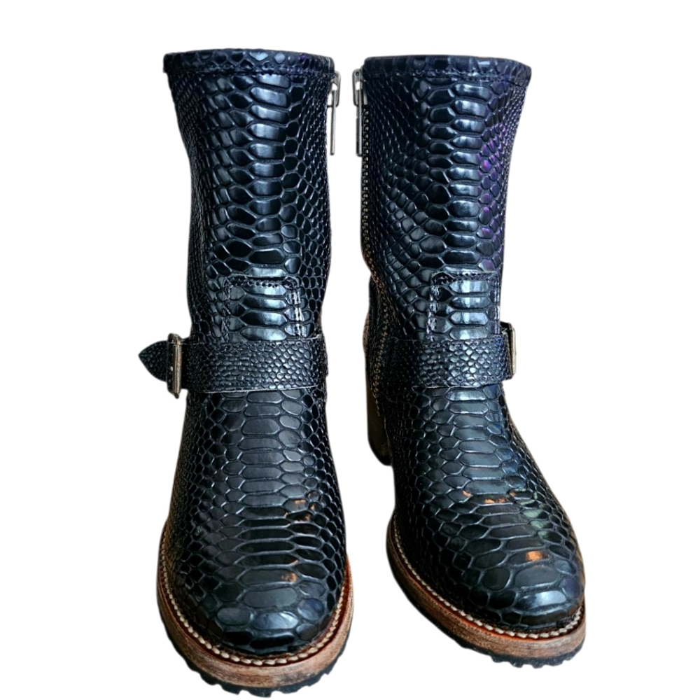 Freebird by Steven Carlito Black Snake Embossed Leather Size 7 - Picture 10 of 16